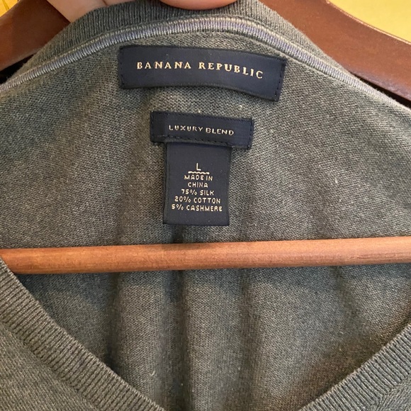 Cardigan - Picture 2 of 3